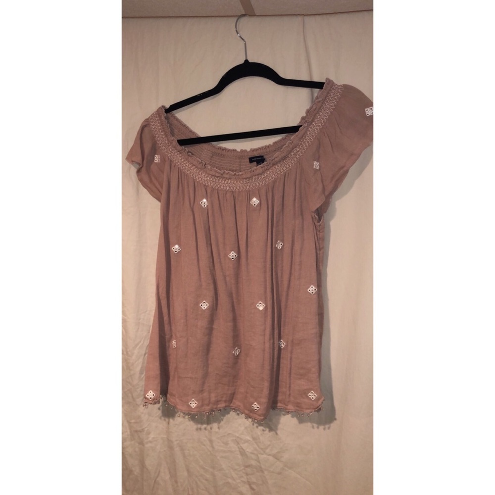American Eagle pink blouse